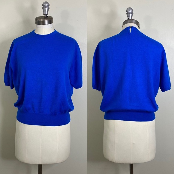 Barrie Tops - VINTAGE BARRIE SCOTLAND LUSCIOUS BLUE KNIT SHORT SLEEVE TOP WOOL/SILK/CASHMERE